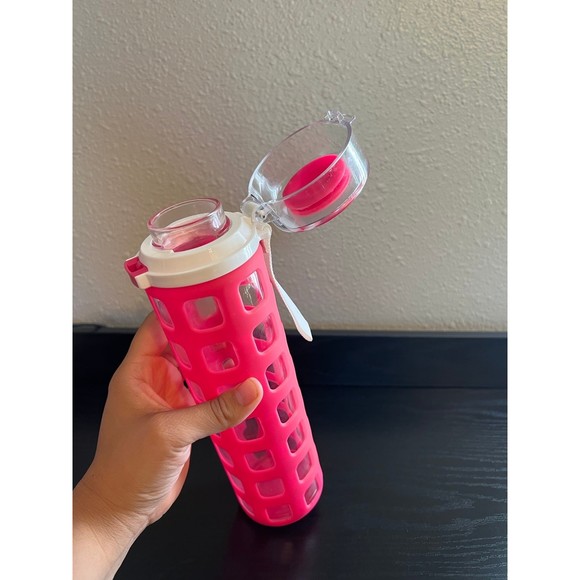 Ello Syndicate Glass Water Bottle With One touch flip top Pink 20Oz - Picture 7 of 8